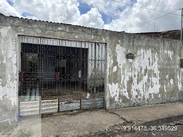 Vende-se em Teotonio Vilela-AL  Casa, 72.00 de área total, 72.00 de área privativa, 140.00 de área do terreno,  2_qto(s), WC, 1_sala(s), cozinha, 1_vaga(s) de garagem.