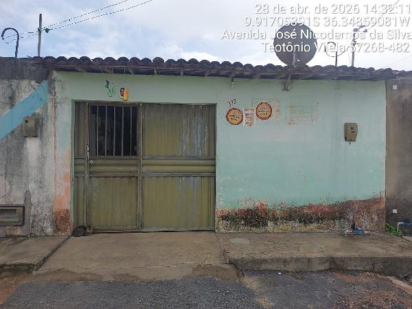 Vende-se em Teotonio Vilela-AL  Casa, 62.70 de área total, 62.70 de área privativa, 110.00 de área do terreno,  2_qto(s), a.serv, WC, 1_sala(s), cozinha, 1_vaga(s) de garagem.