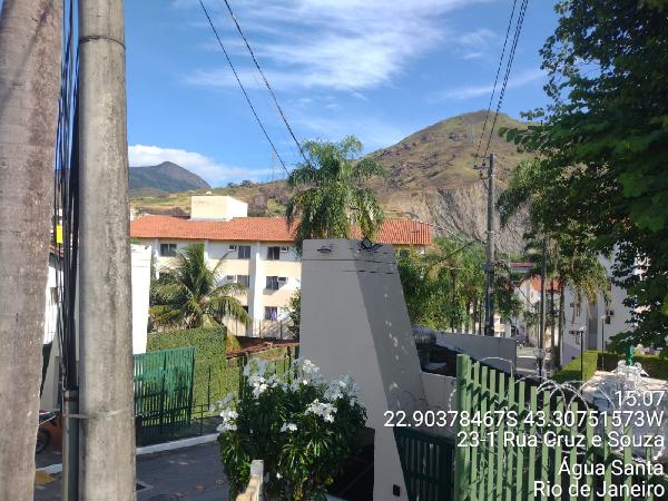 Vende-se em Rio De Janeiro-RJ  apto, 46.00 de área total, 46.00 de área privativa,  2_qto(s), WC, 1_sala(s), cozinha, 1_vaga(s) de garagem.