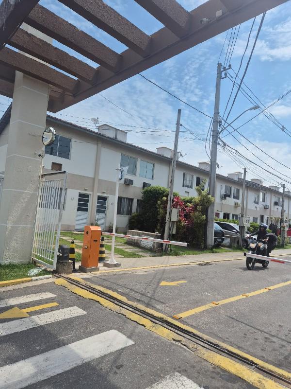 Vende-se em Rio De Janeiro-RJ  apto, 48.00 de área total, 48.34 de área privativa,  2_qto(s), WC, 1_sala(s), cozinha, 1_vaga(s) de garagem.