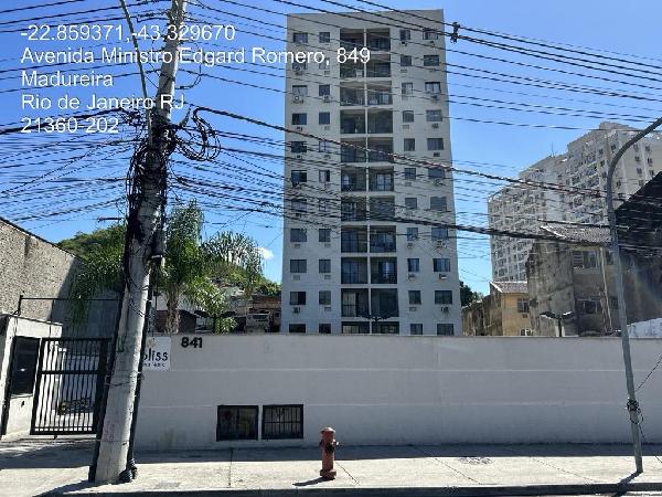 Vende-se em Rio De Janeiro-RJ  apto, 45.00 de área total, 45.00 de área privativa,  2_qto(s), WC, 1_sala(s), cozinha.