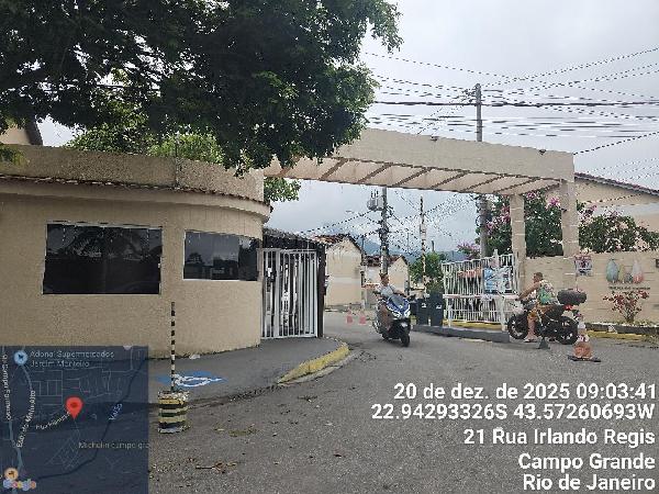 Vende-se em Rio De Janeiro-RJ  Casa, 52.00 de área total, 52.00 de área privativa,  2_qto(s), a.serv, WC, 1_sala(s), cozinha, 1_vaga(s) de garagem.