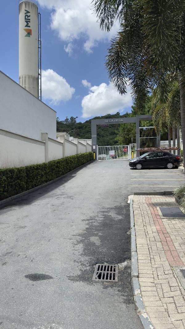 Vende-se em Blumenau-SC  apto, 59.20 de área total, 38.40 de área privativa,  2_qto(s), WC, 1_sala(s), cozinha, 1_vaga(s) de garagem.