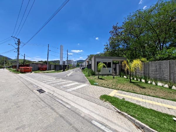 Vende-se em Rio De Janeiro-RJ  apto, 74.05 de área total, 40.54 de área privativa,  2_qto(s), WC, 1_sala(s), cozinha.