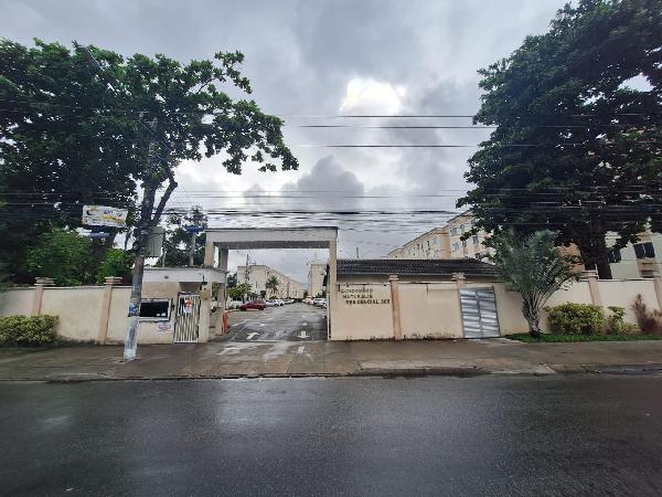 Vende-se em Rio De Janeiro-RJ  apto, 46.58 de área total, 46.58 de área privativa,  2_qto(s), a.serv, WC, 1_sala(s), cozinha.