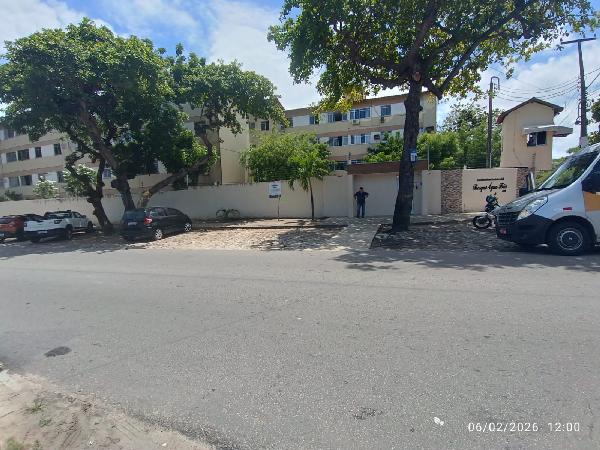 Vende-se em Fortaleza-CE  apto, 65.68 de área total, 60.80 de área privativa,  3_qto(s), WC, 1_sala(s), cozinha, 1_vaga(s) de garagem.
