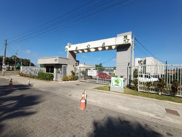 Vende-se em Fortaleza-CE  apto, 77.61 de área total, 41.74 de área privativa,  2_qto(s), WC, 1_sala(s), cozinha, 1_vaga(s) de garagem.