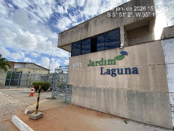 Vende-se em Natal-RN  apto, 100.76 de área total, 46.44 de área privativa,  2_qto(s), WC, 1_sala(s), cozinha, 1_vaga(s) de garagem.