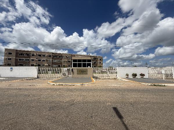 Vende-se em Mossoro-RN  apto, 49.12 de área total, 49.12 de área privativa,  2_qto(s), a.serv, WC, 1_sala(s), cozinha.