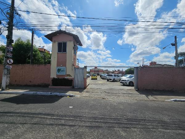 Vende-se em Maracanau-CE  apto, 42.60 de área total, 40.75 de área privativa,  2_qto(s), WC, 1_sala(s), cozinha, 1_vaga(s) de garagem.
