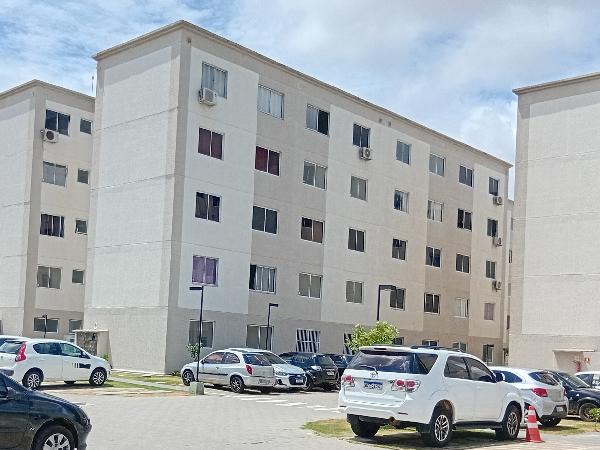 Vende-se em Fortaleza-CE  apto, 71.24 de área total, 44.28 de área privativa,  2_qto(s), WC, 1_sala(s), cozinha.