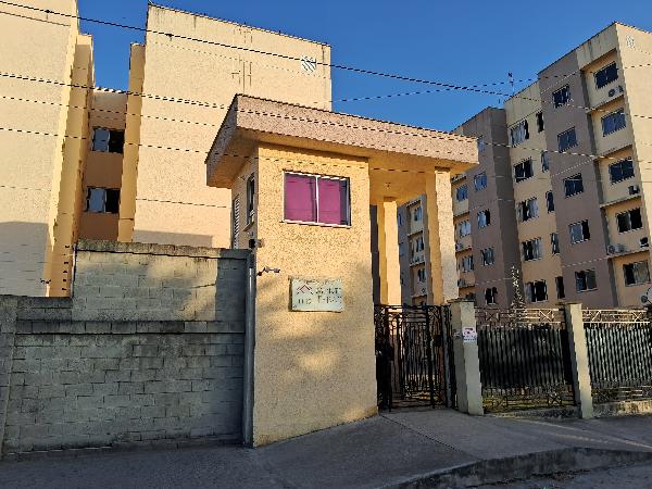 Vende-se em Fortaleza-CE  apto, 73.14 de área total, 49.80 de área privativa, 1_vaga(s) de garagem.