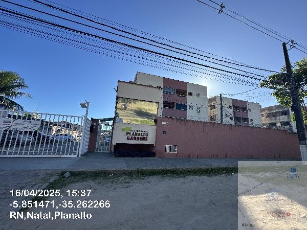 Vende-se em Natal-RN  apto, 60.93 de área total, 53.56 de área privativa,  2_qto(s), a.serv, WC, 1_sala(s), cozinha, 1_vaga(s) de garagem.
