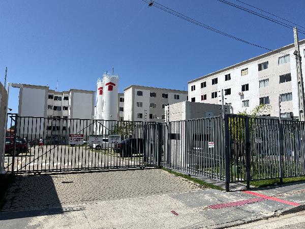 Vende-se em Fortaleza-CE  apto, 89.33 de área total, 44.28 de área privativa,  2_qto(s), WC, 1_sala(s), cozinha.