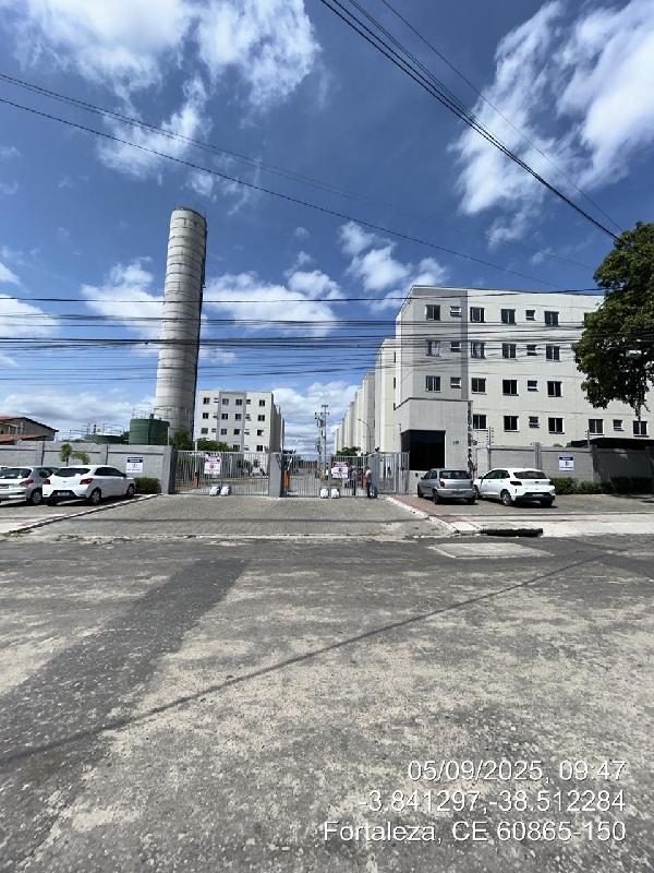 Vende-se em Fortaleza-CE  apto, 46.23 de área total, 38.40 de área privativa,  2_qto(s), WC, 1_sala(s), cozinha.