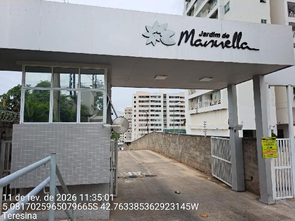Vende-se em Teresina-PI  apto, 75.64 de área total, 59.74 de área privativa,  3_qto(s), WC, 1_sala(s), cozinha, 1_vaga(s) de garagem.