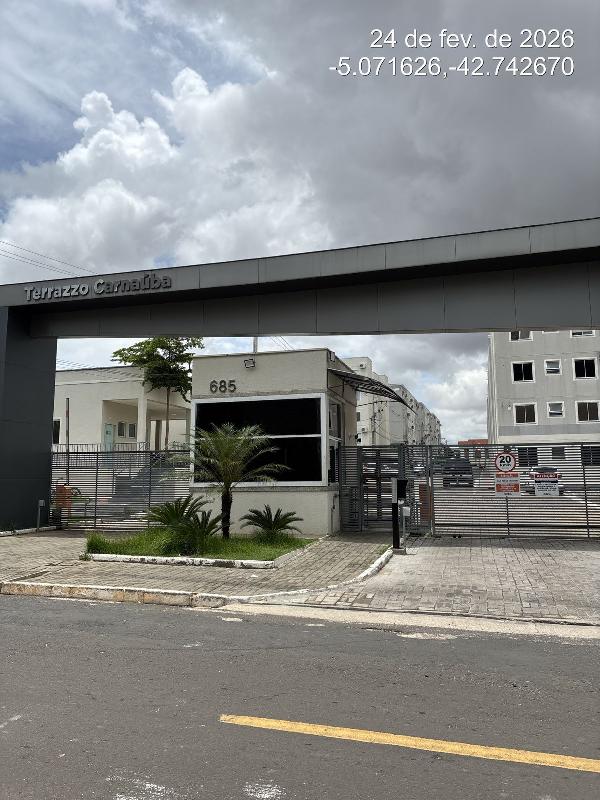 Vende-se em Teresina-PI  apto, 58.92 de área total, 38.40 de área privativa,  2_qto(s), WC, 1_sala(s), cozinha, 1_vaga(s) de garagem.