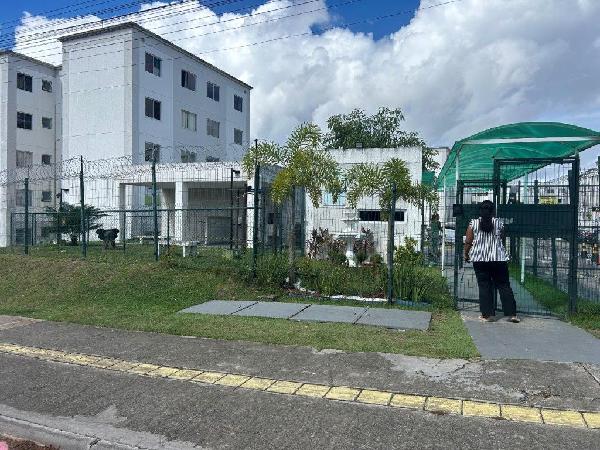 Vende-se em Salvador-BA  apto, 72.28 de área total, 40.53 de área privativa,  2_qto(s), a.serv, WC, 1_sala(s), cozinha.