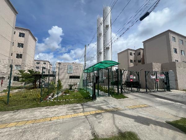 Vende-se em Salvador-BA  apto, 70.47 de área total, 40.53 de área privativa,  2_qto(s), a.serv, WC, 1_sala(s), cozinha.
