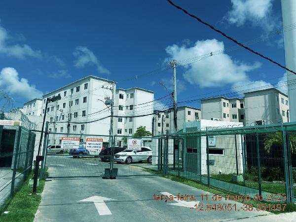 Vende-se em Salvador-BA  apto, 40.53 de área privativa,  2_qto(s), WC, 1_sala(s), cozinha.