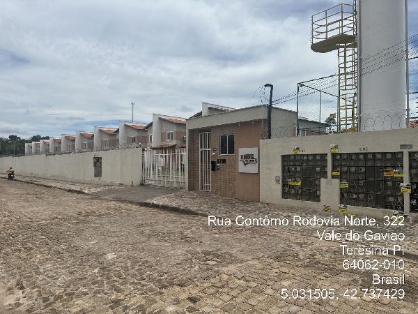 Vende-se em Teresina-PI  Casa, 60.86 de área total, 60.86 de área privativa, 115.88 de área do terreno,  2_qto(s), a.serv, WC, 1_sala(s), cozinha, Terraco, 1_vaga(s) de garagem.