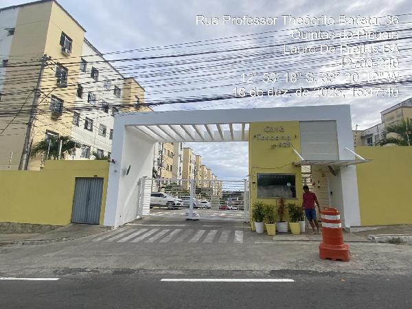 Vende-se em Lauro De Freitas-BA  apto, 79.23 de área total, 42.90 de área privativa,  2_qto(s), a.serv, WC, 1_sala(s), cozinha, 1_vaga(s) de garagem.