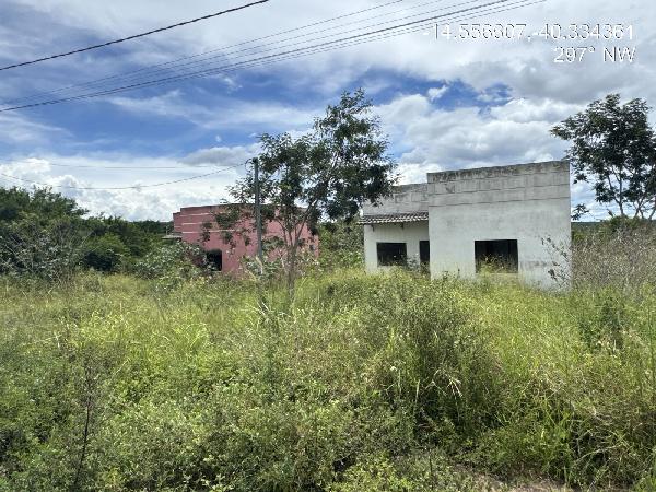 Vende-se em Pocoes-BA  Terreno, 45.00 de área total, 240.00 de área do terreno.