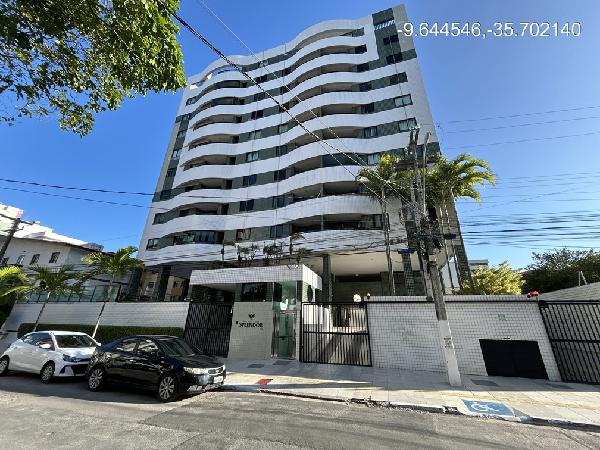 Vende-se em Maceio-AL  apto, 140.37 de área total, 98.21 de área privativa,  3_qto(s), a.serv, WC, WC Emp, 1_sala(s), DCE, cozinha, 1_vaga(s) de garagem.