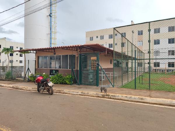 Vende-se em Luziania-GO  apto, 46.23 de área privativa,  2_qto(s), a.serv, WC, 1_sala(s), cozinha.