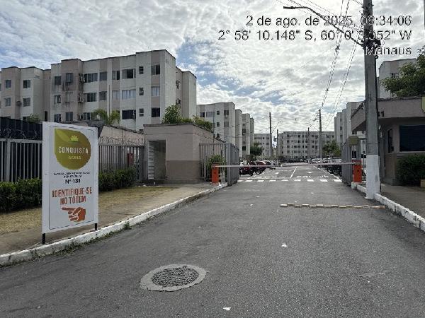 Vende-se em Manaus-AM  apto, 83.81 de área total, 41.36 de área privativa,  2_qto(s), a.serv, WC, 1_sala(s), cozinha, 1_vaga(s) de garagem.