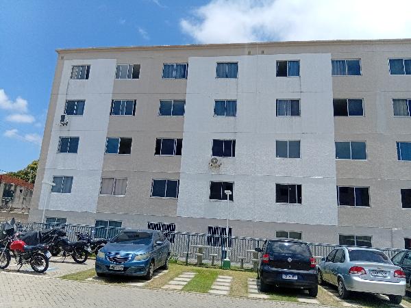 Vende-se em Fortaleza-CE  apto, 89.33 de área total, 44.28 de área privativa, WC, 1_sala(s), cozinha.