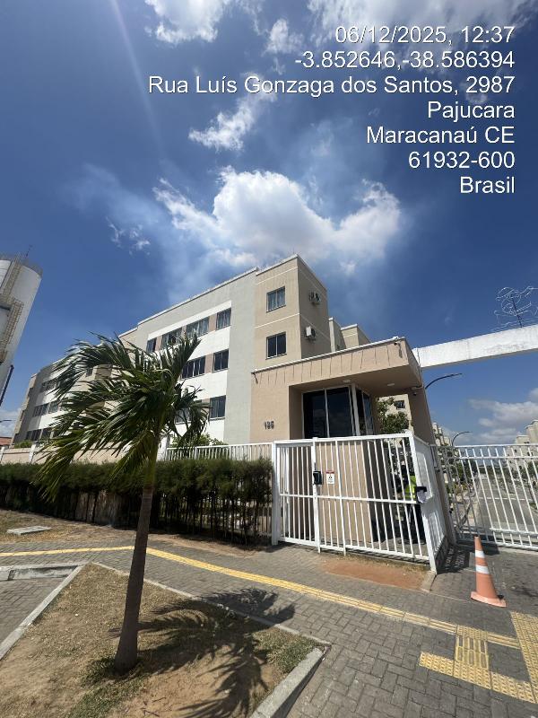 Vende-se em Maracanau-CE  apto, 67.86 de área total, 48.14 de área privativa,  2_qto(s), WC, 1_sala(s), cozinha, 1_vaga(s) de garagem.