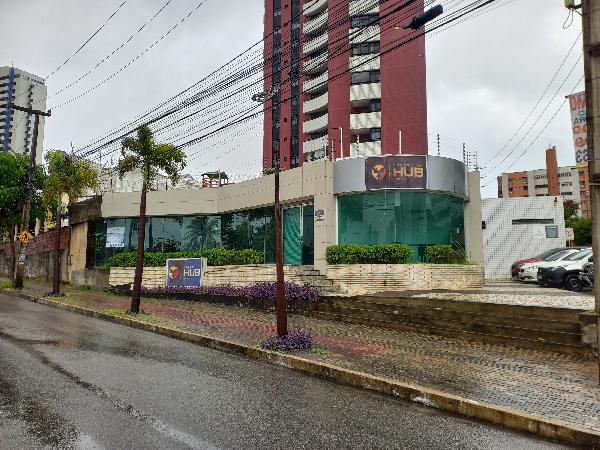 Vende-se em Fortaleza-CE  casa, 32.00 de área privativa, 0.00 de área do terreno.