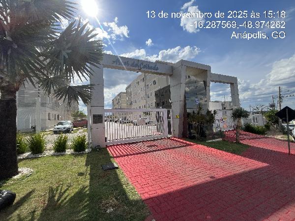 Vende-se em Anapolis-GO  apto, 40.95 de área total, 40.95 de área privativa,  3_qto(s), a.serv, WC, 1_sala(s), cozinha, 1_vaga(s) de garagem.