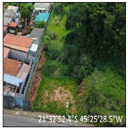 Vende-se em Varginha-MG  Terreno, 1373.33 de área do terreno.