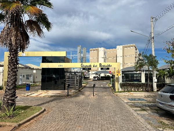 Vende-se em Cuiaba-MT  apto, 100.93 de área total, 38.40 de área privativa,  2_qto(s), a.serv, WC, 1_sala(s), cozinha, 1_vaga(s) de garagem.