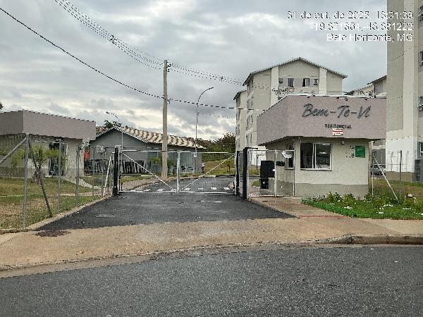 Vende-se em Belo Horizonte-MG  apto, 52.51 de área total, 43.33 de área privativa,  2_qto(s), WC, 1_sala(s), cozinha.