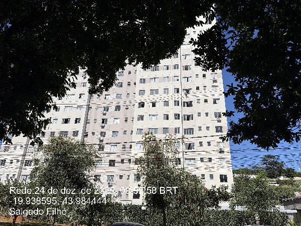 Vende-se em Belo Horizonte-MG  apto, 94.18 de área total, 50.74 de área privativa, a.serv, 1_vaga(s) de garagem.