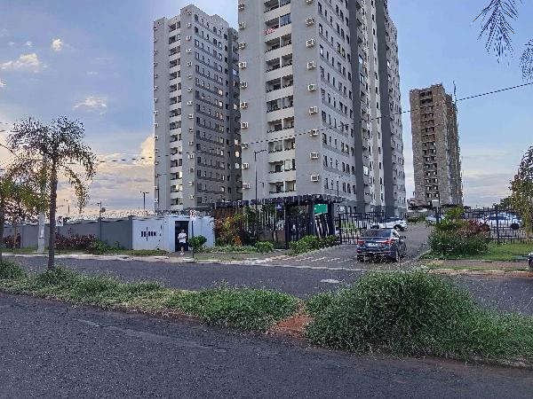 Vende-se em Uberlandia-MG  apto, 91.76 de área total, 51.84 de área privativa,  2_qto(s), WC, 1_sala(s), cozinha, 1_vaga(s) de garagem.