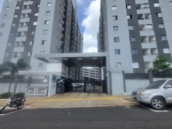 Vende-se em Uberlandia-MG  apto, 89.82 de área total, 46.24 de área privativa,  2_qto(s), a.serv, WC, 1_sala(s), cozinha, 1_vaga(s) de garagem.