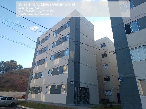 Vende-se em Juiz De Fora-MG  apto, 148.90 de área total, 148.90 de área privativa,  2_qto(s), WC, 1_sala(s), cozinha, 1_vaga(s) de garagem.