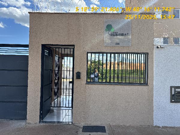 Vende-se em Uberlandia-MG  apto, 61.36 de área total, 45.21 de área privativa,  2_qto(s), a.serv, WC, 1_sala(s), cozinha, 1_vaga(s) de garagem.