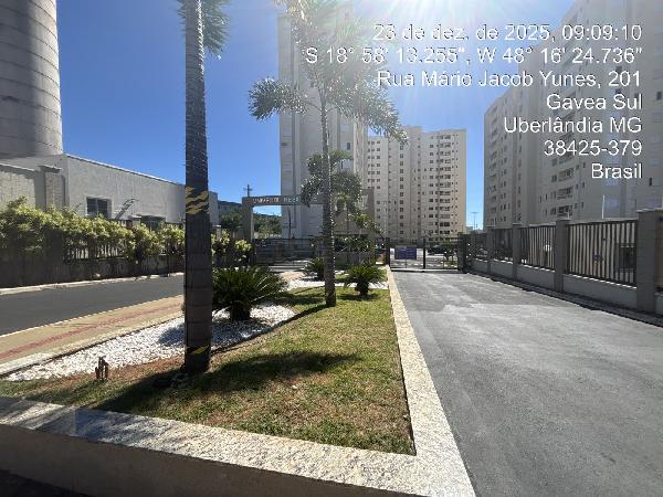 Vende-se em Uberlandia-MG  apto, 90.59 de área total, 44.13 de área privativa,  2_qto(s), WC, 1_sala(s), cozinha, 1_vaga(s) de garagem.