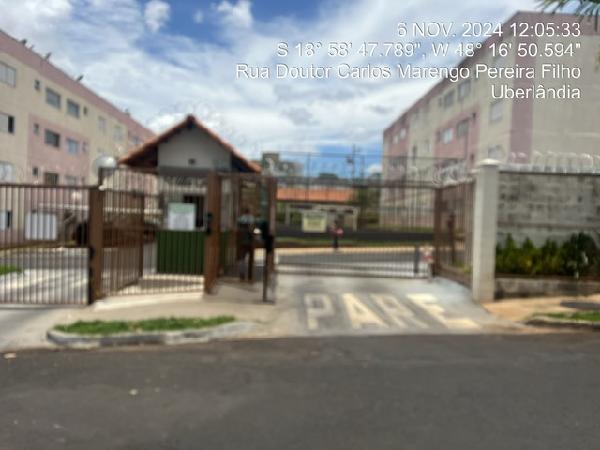 Vende-se em Uberlandia-MG  apto, 47.31 de área privativa,  2_qto(s), WC, 1_sala(s), cozinha, 1_vaga(s) de garagem.