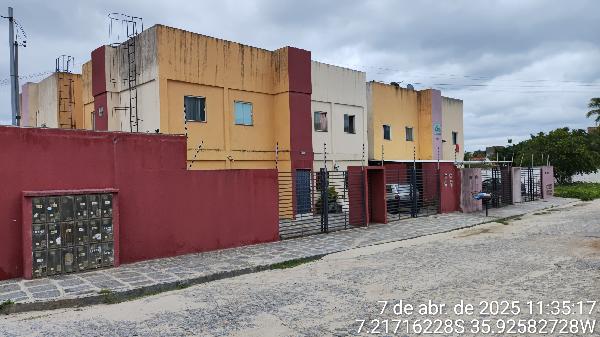 Vende-se em Campina Grande-PB  apto, 78.89 de área total, 54.06 de área privativa,  2_qto(s), a.serv, WC, 1_sala(s), cozinha, 1_vaga(s) de garagem.