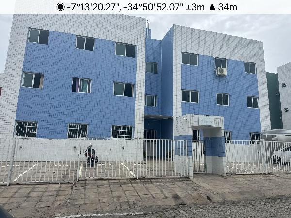 Vende-se em Joao Pessoa-PB  apto, 66.94 de área total, 50.20 de área privativa,  2_qto(s), WC, 1_sala(s), cozinha, 1_vaga(s) de garagem.