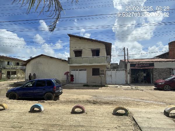 Vende-se em Satuba-AL  Casa, 79.24 de área total, 17.74 de área privativa, 167.26 de área do terreno,  2_qto(s), a.serv, WC, 1_sala(s), cozinha, 1_vaga(s) de garagem.
