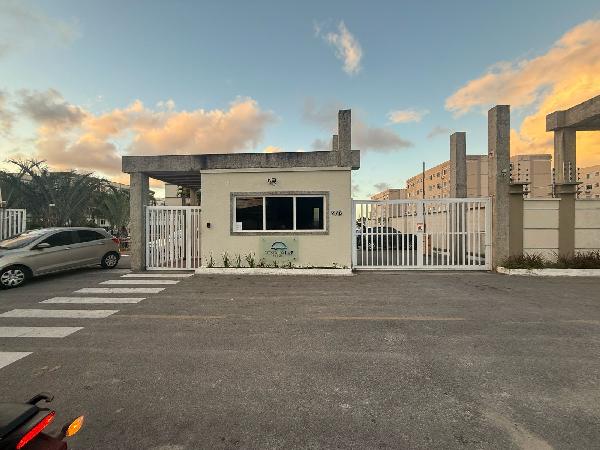Vende-se em Maceio-AL  apto, 83.26 de área total, 40.28 de área privativa,  2_qto(s), a.serv, WC, 1_sala(s), cozinha, 1_vaga(s) de garagem.