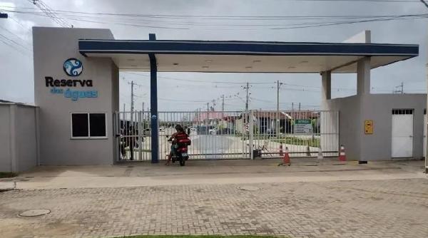 Vende-se em Maceio-AL  Casa, 54.83 de área total, 54.83 de área privativa, 89.95 de área do terreno,  2_qto(s), varanda, a.serv, WC, 1_sala(s), cozinha.