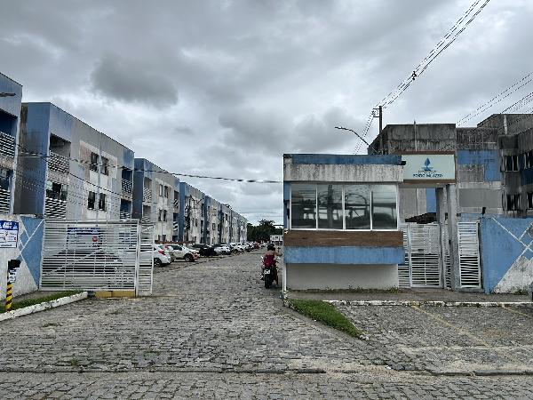 Vende-se em Rio Largo-AL  apto, 55.66 de área total, 47.58 de área privativa,  2_qto(s), WC, 1_sala(s), cozinha, 1_vaga(s) de garagem.